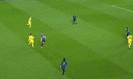 欧冠客户端安装-【欧冠】C罗破僵+策动桑乔进球 曼联2比0胜黄潜出线