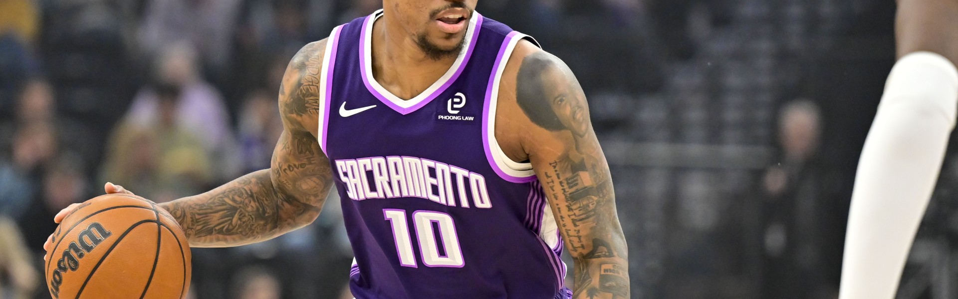 欧冠app下载-得分能力&amp;持续性缺一不可！总得分前20全员出场数超1k 老詹超1.6k