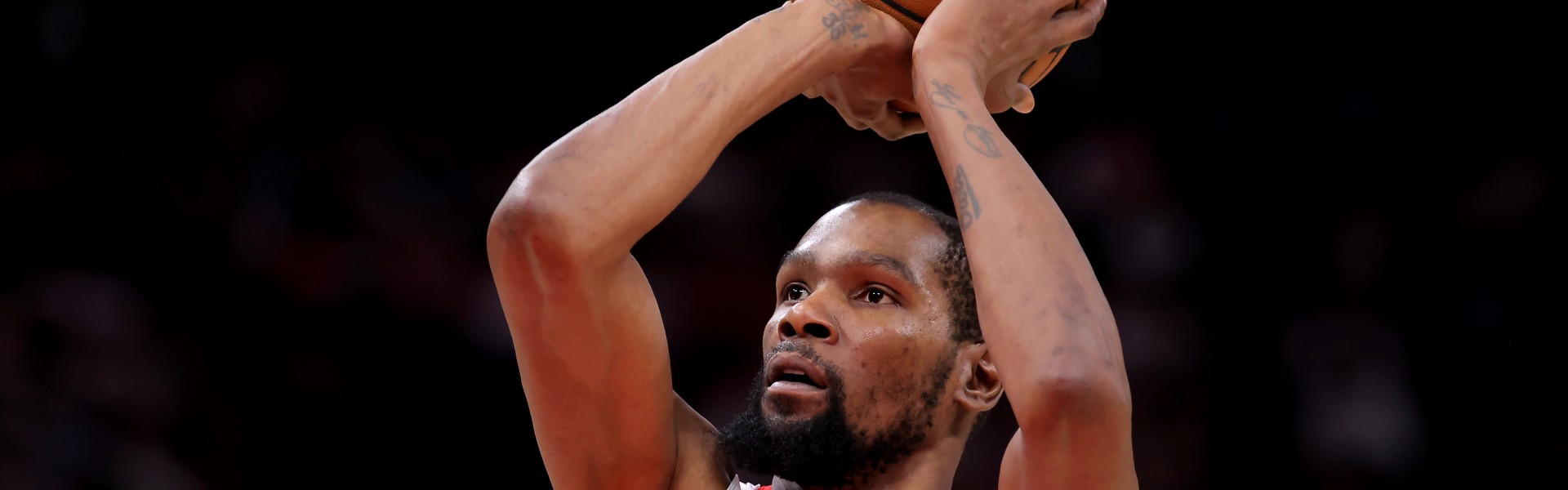 欧冠app下载-不老死神！杜兰特2026年已14次砍30+ 与东契奇并列同期联盟最多