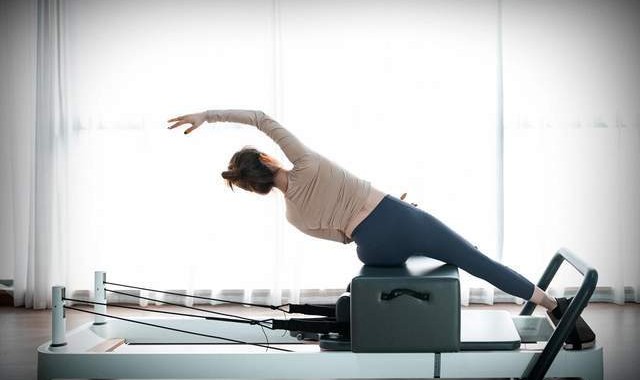 欧冠app下载-我，258斤的普拉提教练，帮助1000多名大码女孩找到身体自信