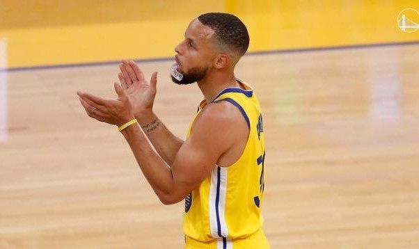 欧冠官方app-四月全美刮起库里热 一己之力拯救NBA冰冷收视率