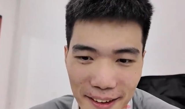 欧冠直播下载-胜同曦更衣室采访！焦泊乔胡明轩亲承逐渐提状态，前者仍在找不足